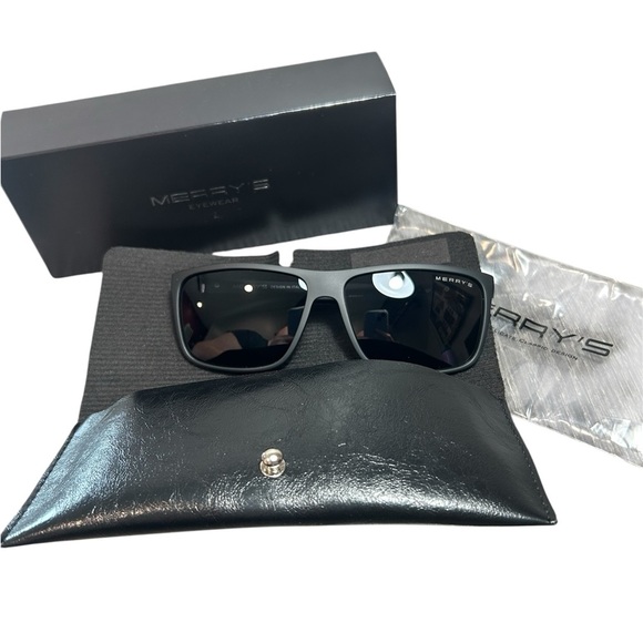 {Merry’s} Rectangular Polarized Sport Unisex Black Sunglasses - Picture 1 of 6